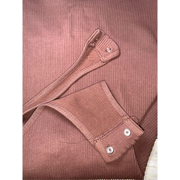 Free People Movement Meg Seamless V-Neck Long-Sleeve Bodysuit in Ash/Brown - Picture 8 of 12